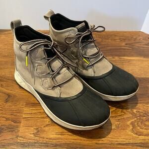 Sorel Out N About III Classic Women’s Waterproof Boots Size 10 Lace Up Duck Boot